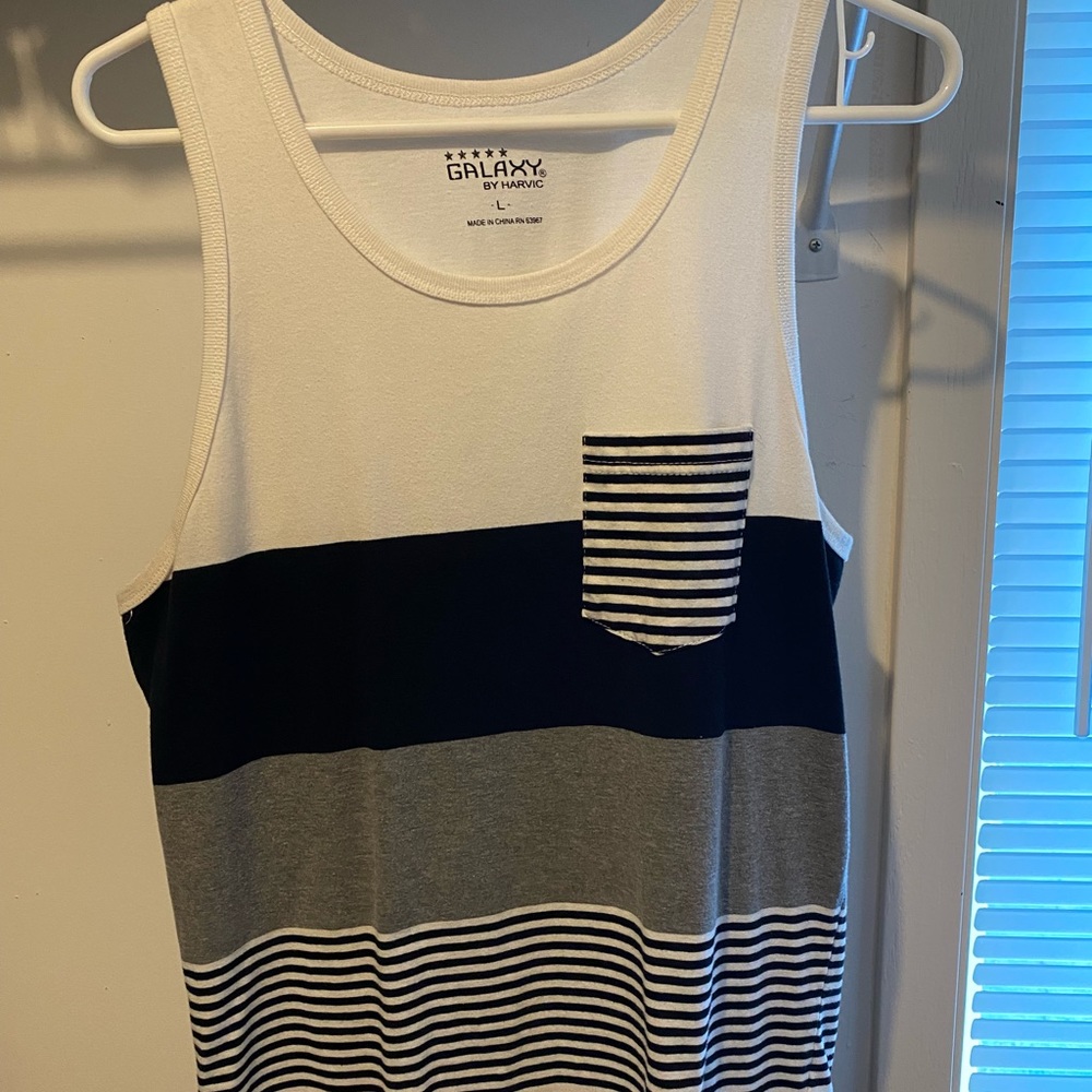 White Grey Black Tank top size Large